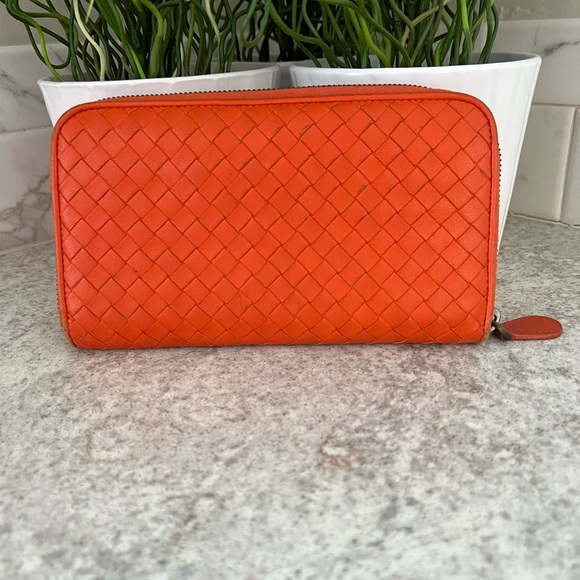 Bottega Veneta Handbags - Bottega Veneta zip wallet